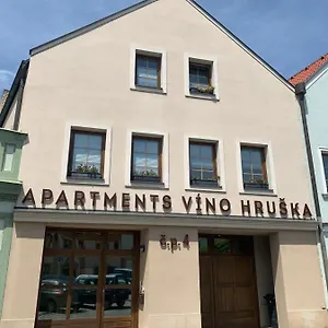 Vino Hruska Pardubice